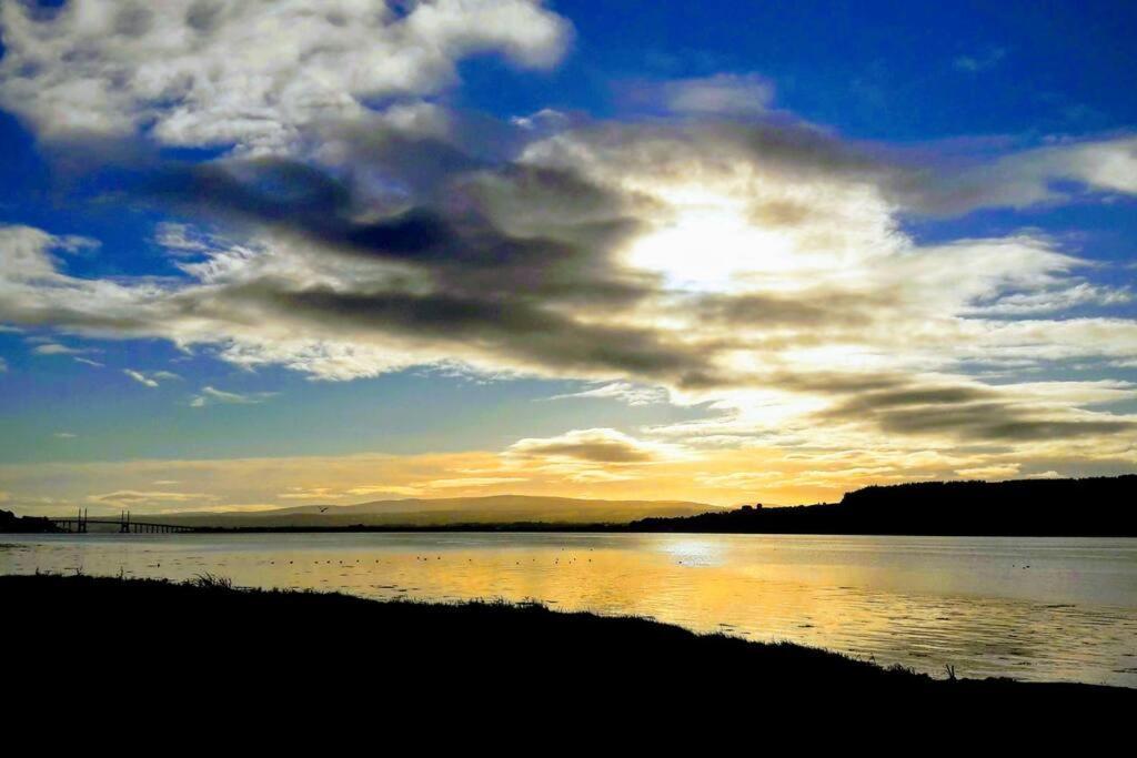 Spacious Sea View Home 5 Miles From Inverness North Kessock Buitenkant foto